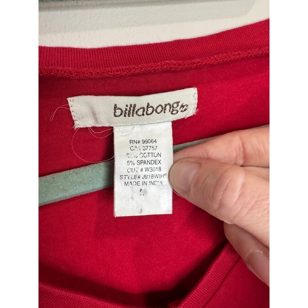 Y2K Vintage Billabong Red V-Neck Graphic Tee Skull Heart Shirt Sz M - Picture 6 of 6